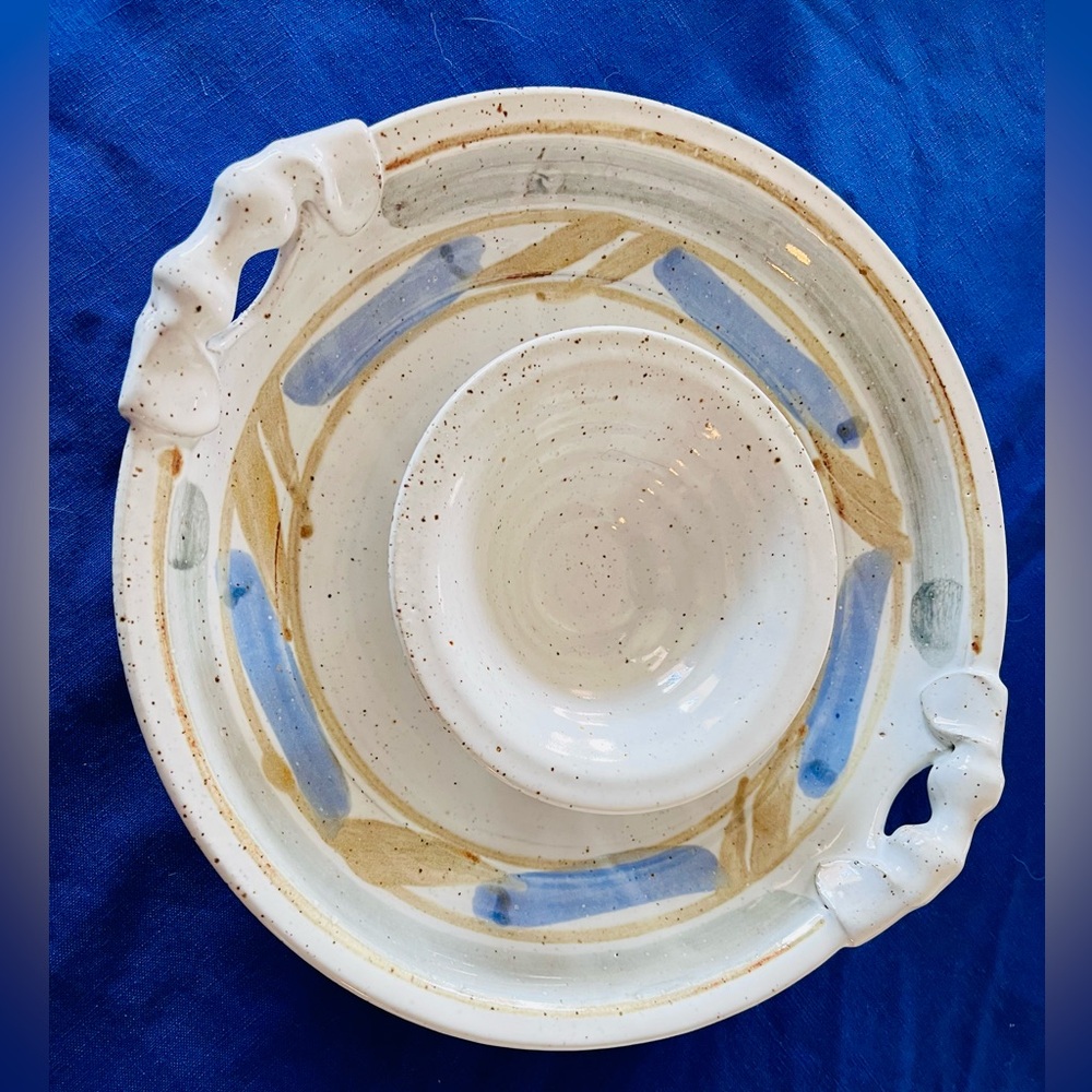 Studio Pottery chip and salsa veggie and dip platter tray w/ handles 11.5 round